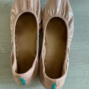 Blush Patent Tieks